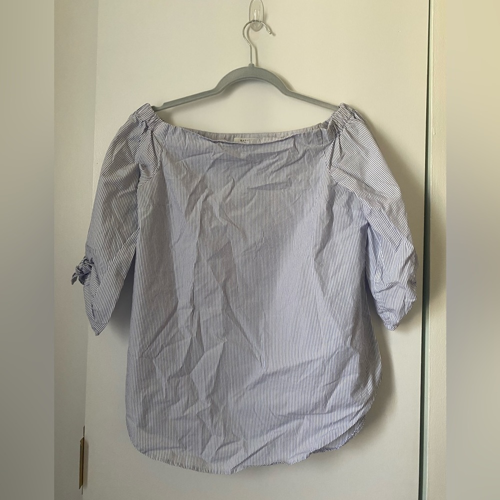 Aritzia Babaton Malik Blouse View 3